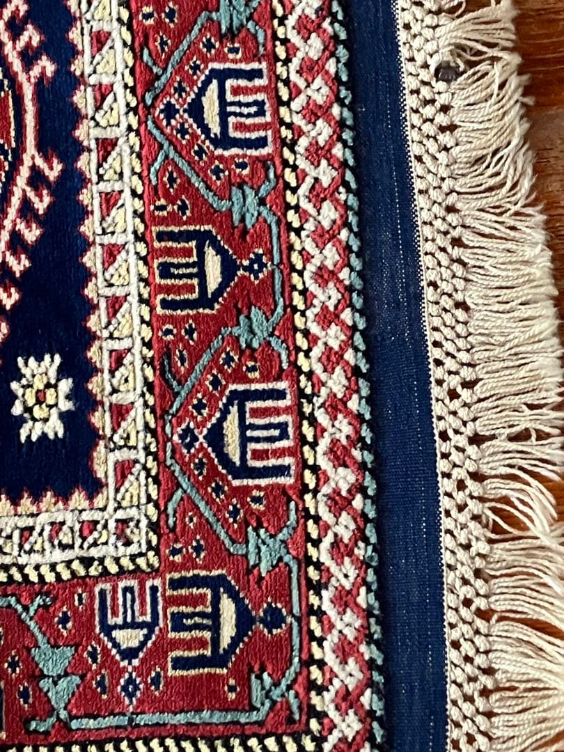 【リボン】トルコ　ヴィンテージ　カイセリキリム　ラグ