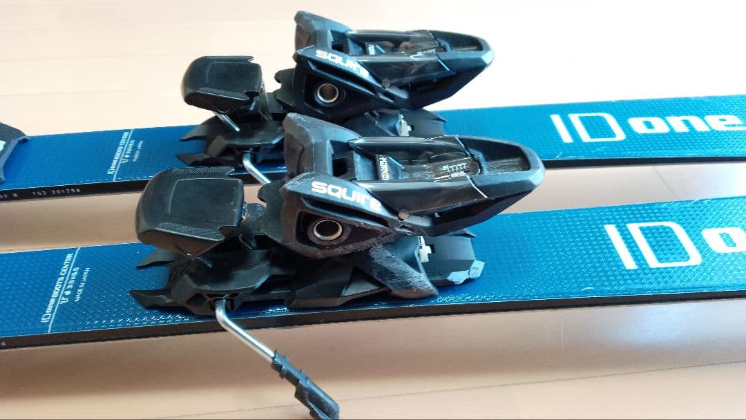 ID one アイディーワン　スキー SR-M 153cm