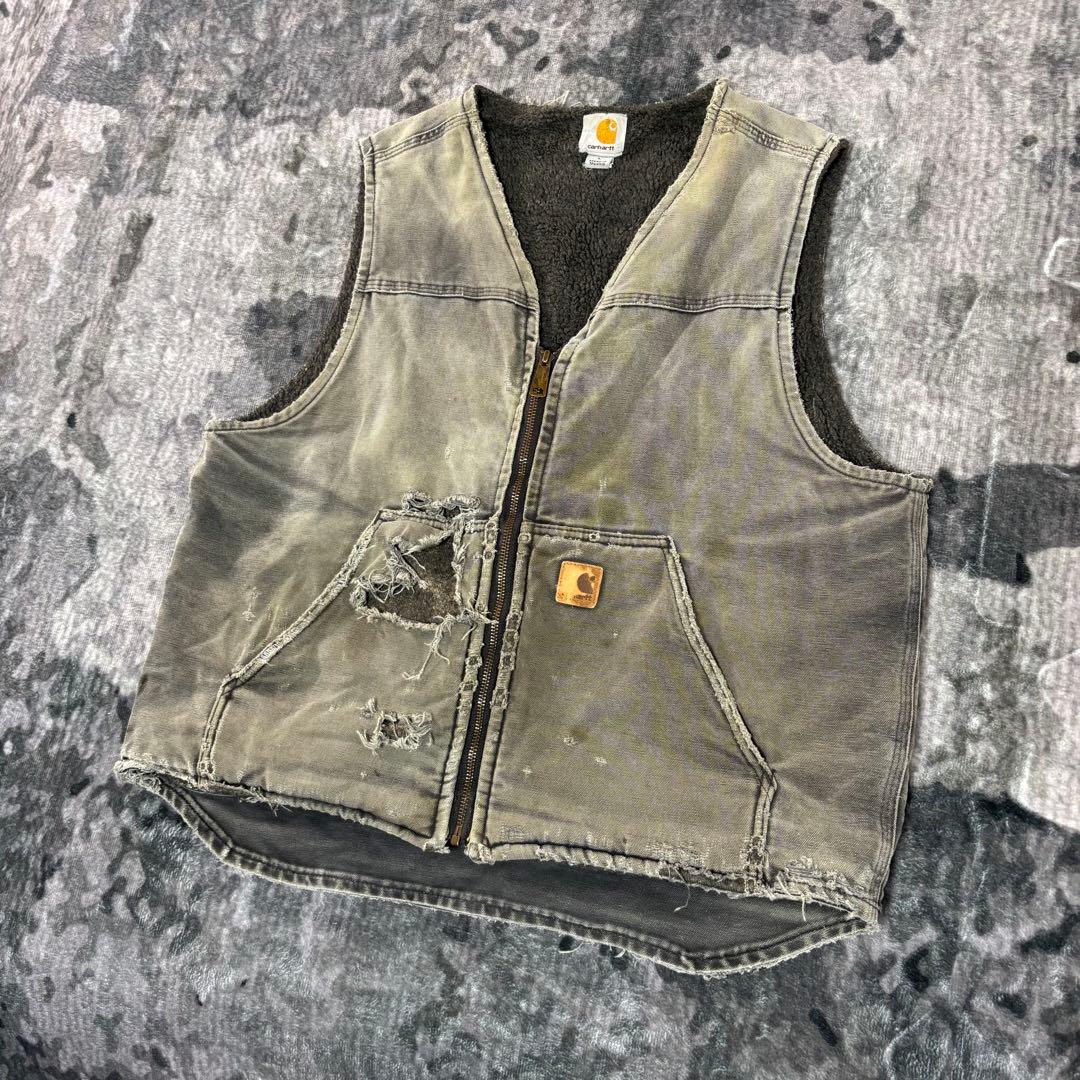 Carhartt ダックベスト V26 ボロ レザータグ 雰囲気抜群 一点物