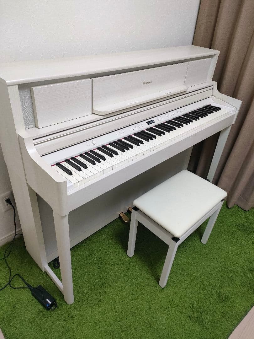 ローランド　電子ピアノ　LX705　 2020年製　88鍵盤　木製鍵盤　椅子付