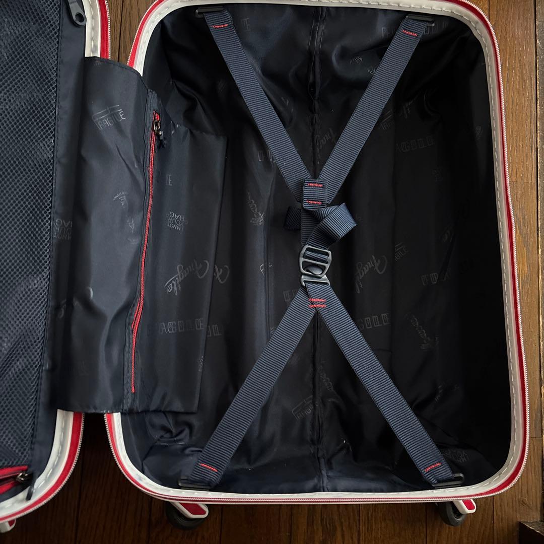 スーツケース　イノベーター　機内持込可38L