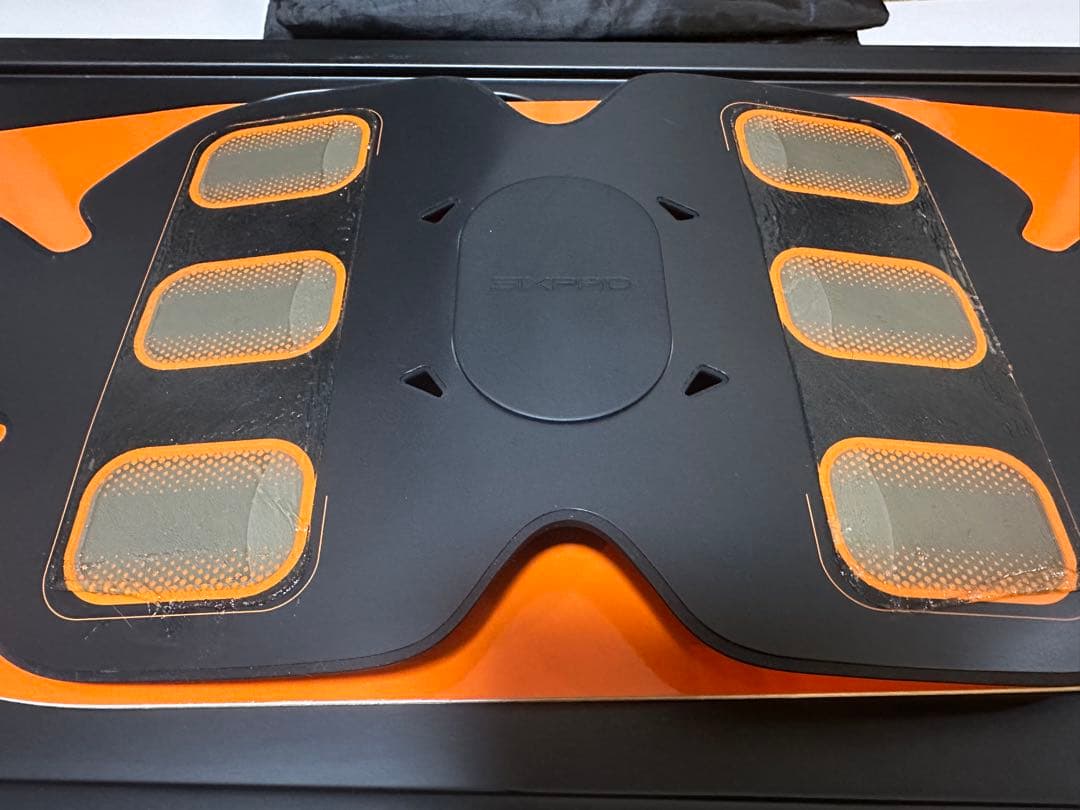 SIXPAD トレーニングギア腹筋ベルト　箱あり(正規品)