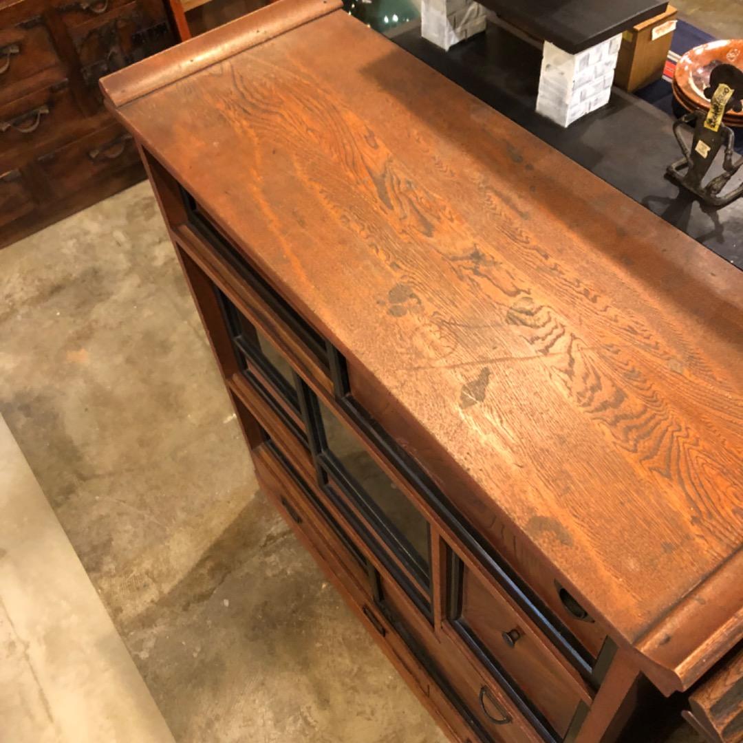 昭和アンティーク　茶棚　飾り棚　木製引き出し　ガラス戸付き　収納棚　茶箪笥　棚