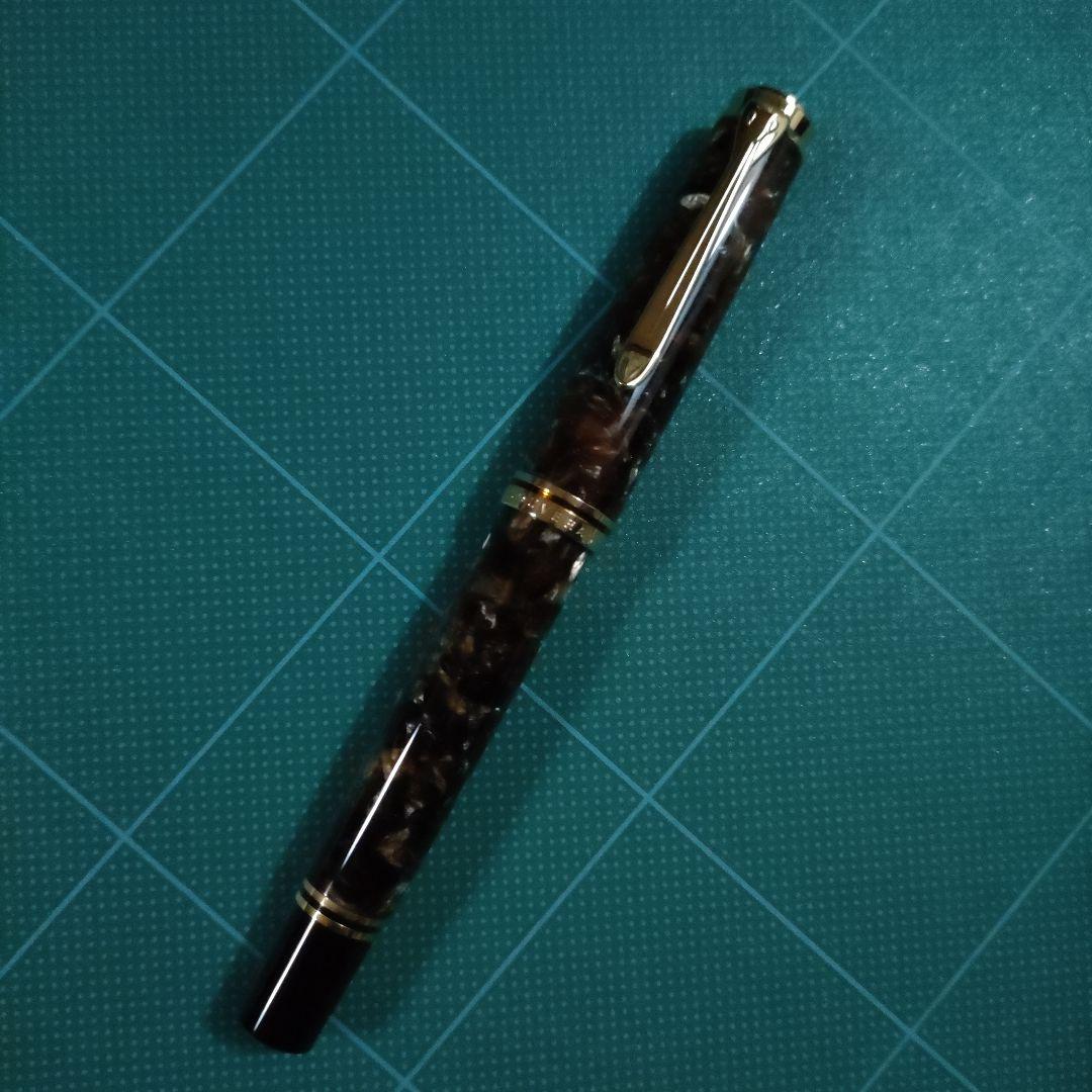 2017年　ペリカン　スーベレーン　m800 ルネッサンスブラウン　Fニブ