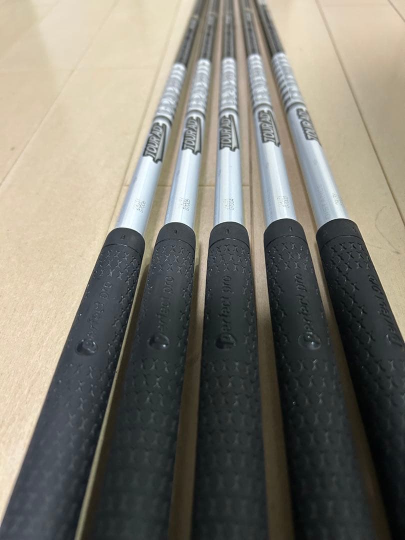 ツアーAD AD-65Ⅱ アイアン用シャフト フレックスＳ　5本