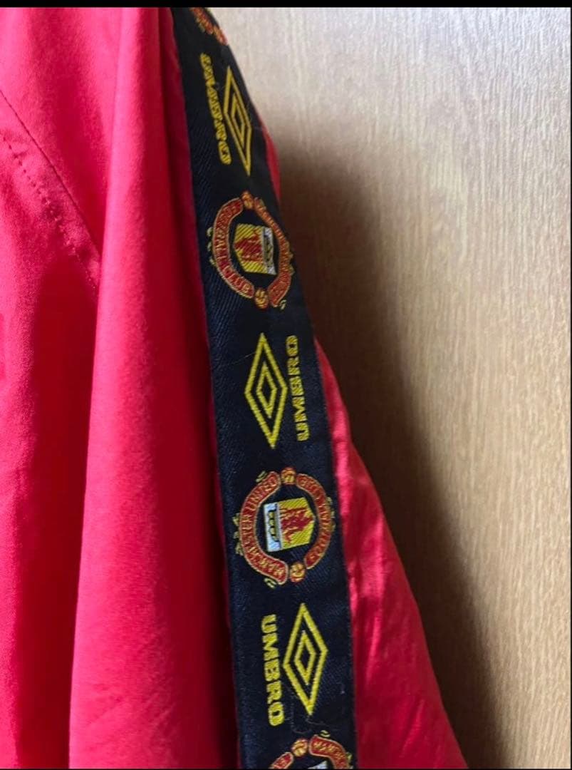 マンチェスターユナイテッド トラックジャケット