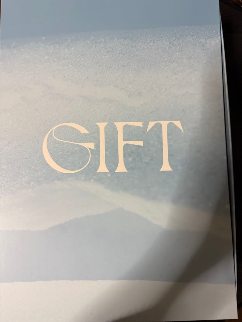 羽生結弦　GIFT パーカー　手作りキーホルダー付き