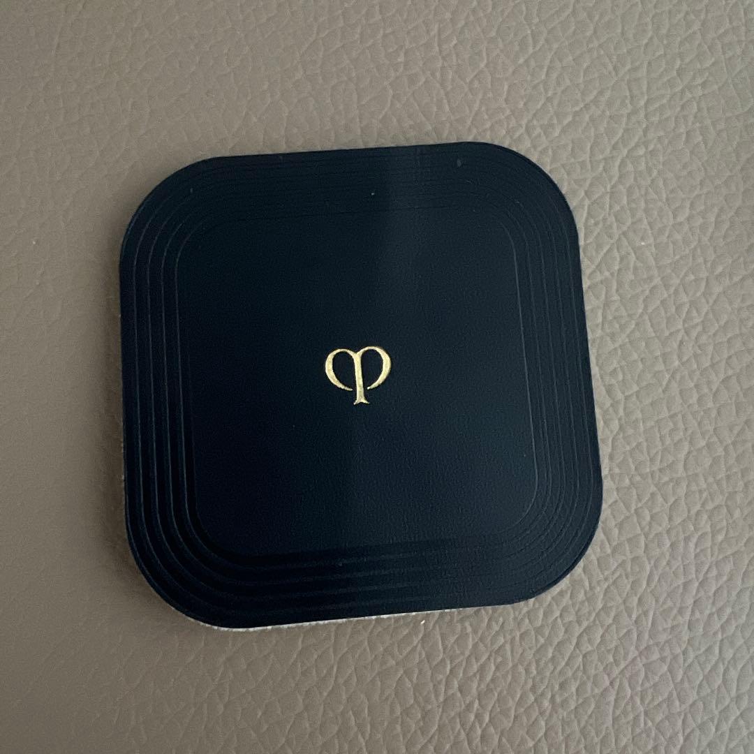 クレ・ド・ポー ボーテ プードルコンパクトサンシエルn