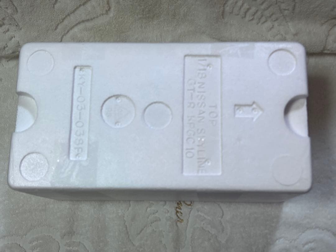 ミニカー NISSAN SKYLINE 2000GT-R. 1:18