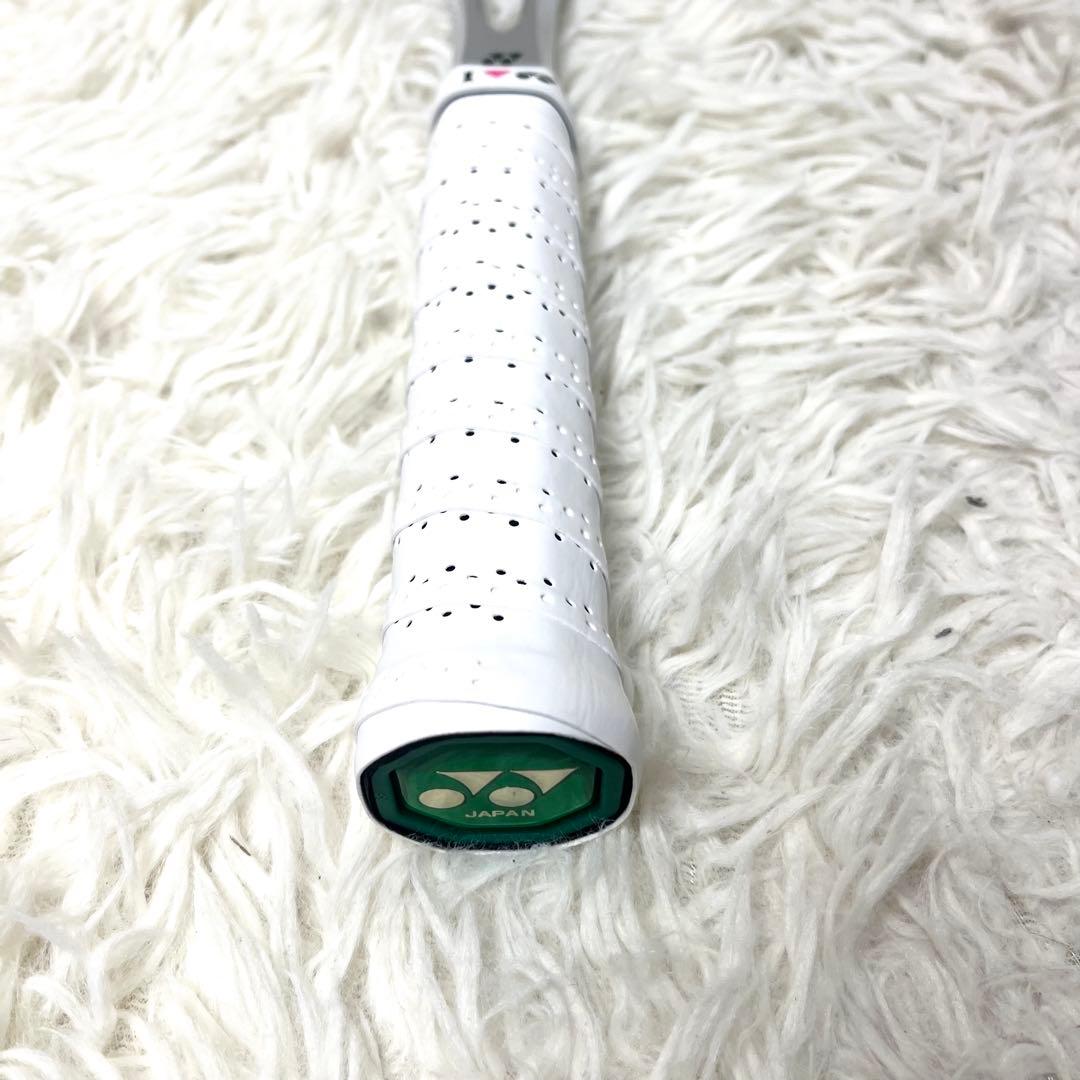 【極美品】 未使用級 ヨネックス ナノフォース8v REV Uカスタムフィット