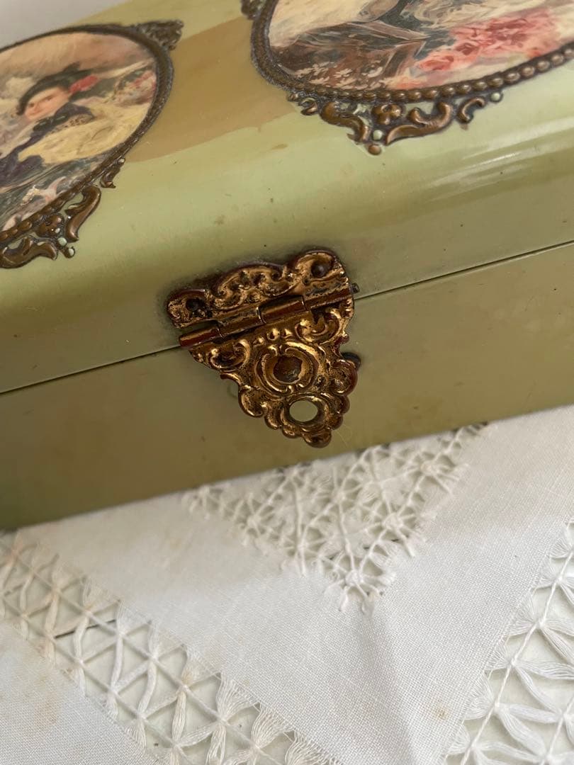 ♡アンティークビスクドール プレゼンテーションBOX♡