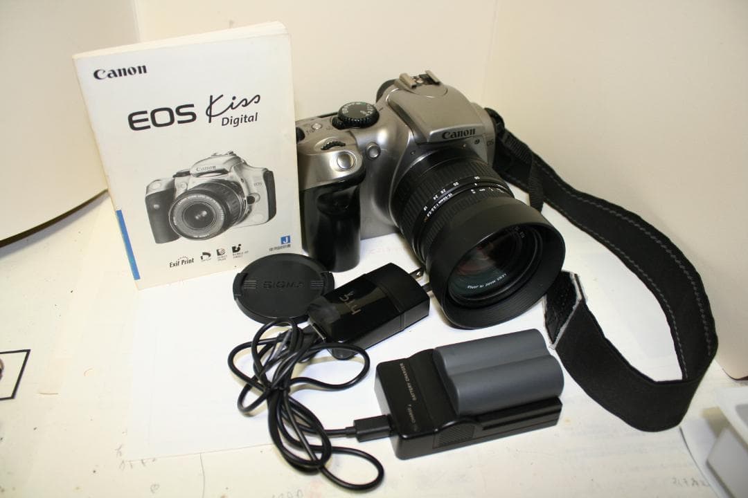 【動作確認済】キヤノン EOS Kiss デジタル+シグマ18-55㎜ （D6）