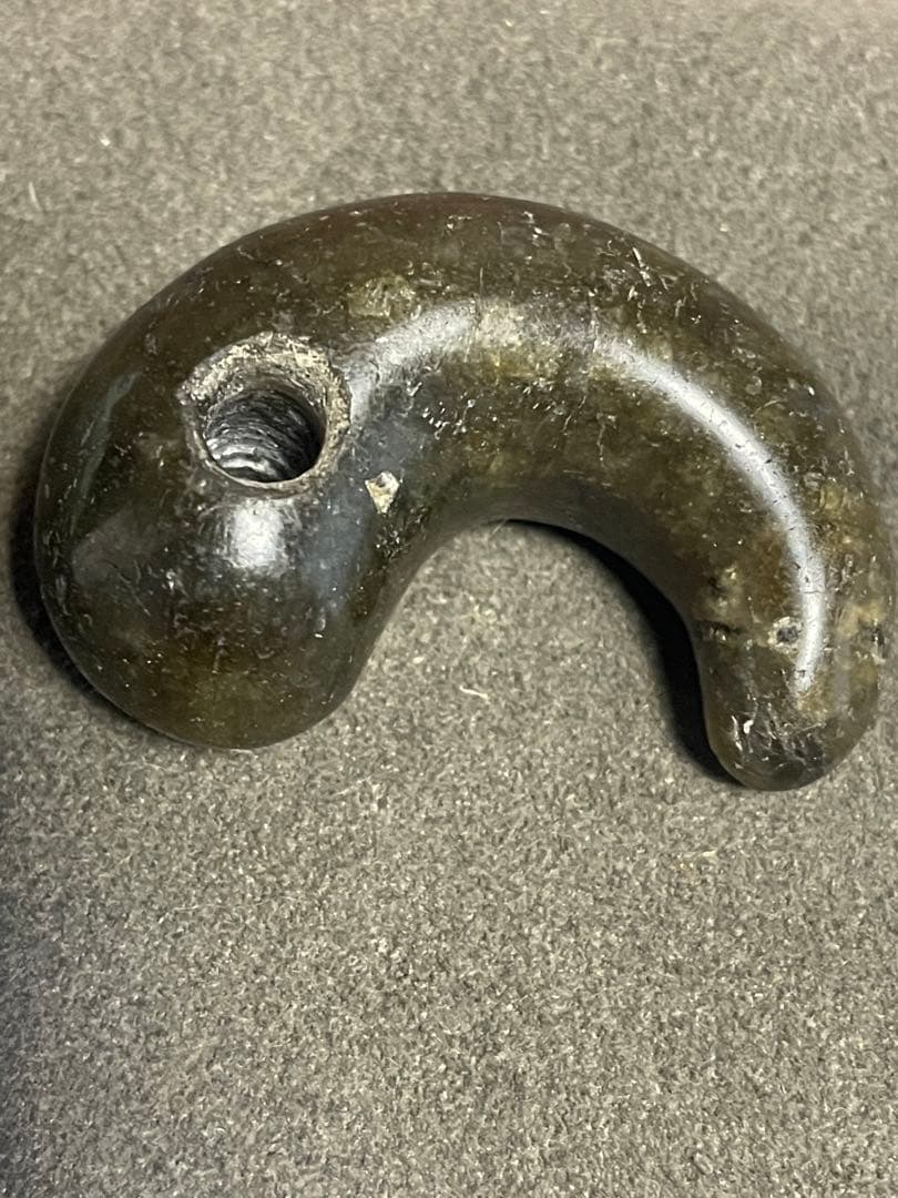 古墳時代　勾玉　出土品　発掘品　大型4.8cm