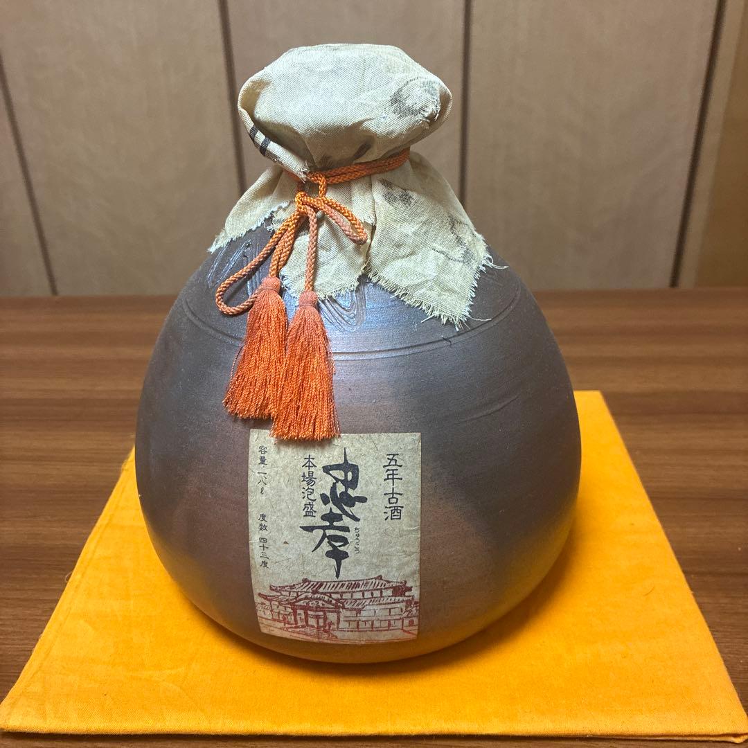 18. 本場泡盛古酒　忠孝　五年古酒　1800ml 一升　　43度