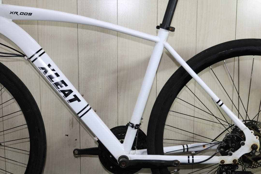 XLEAT XR009 700C 18速 460mm ディスクブレーキ仕様ロード