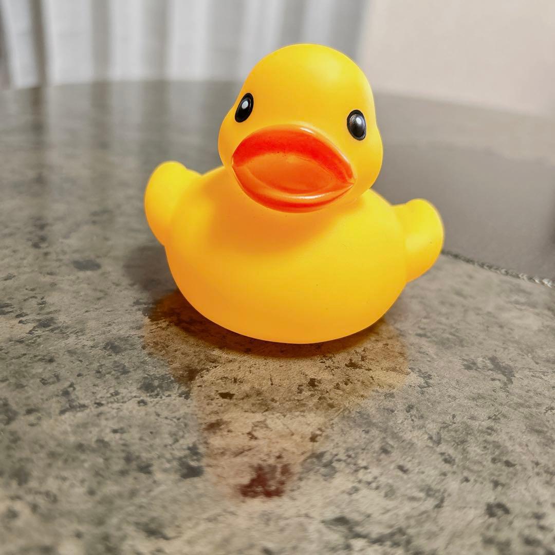お風呂のおもちゃ アヒル 音が鳴る かわいい 黄色 ベビー