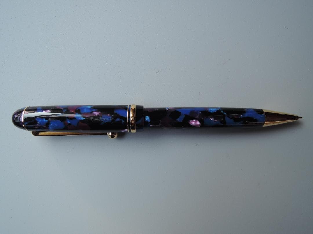 も*】様 PILOT CUSTOM LE シャーペン　(本体色は赤青主体のモザイ