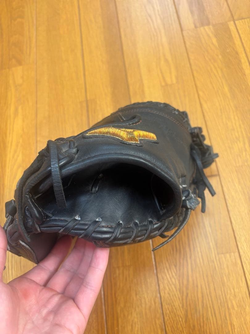 キャッチャーミット　ミズノ　硬式　グローブ