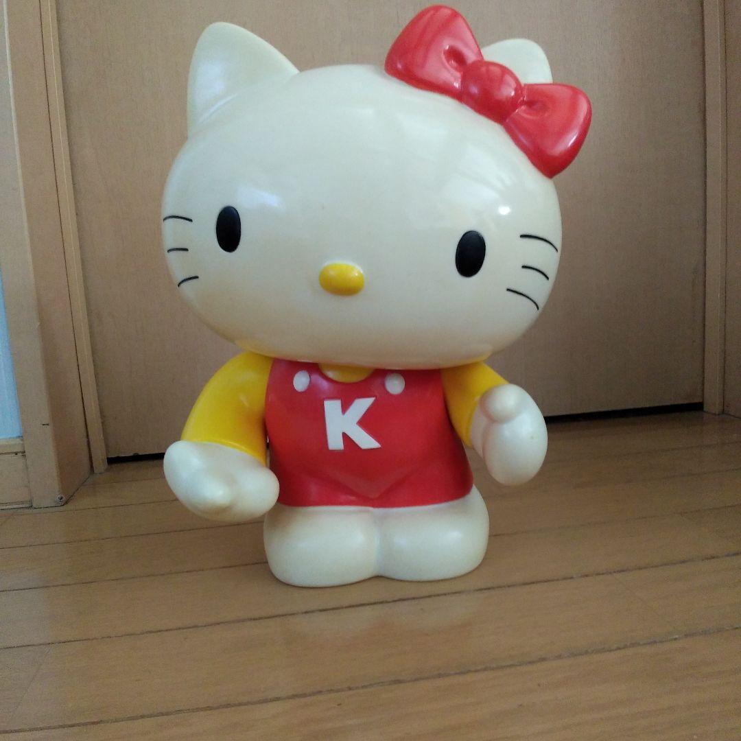 ハローキティ 貯金箱 　赤/黄色　ソフビ　レトロ　特大サイズ　1976