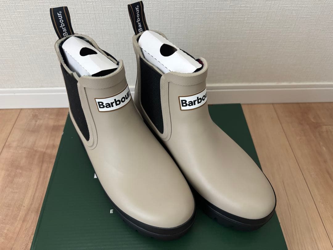 Barbour ベージュ ショートブーツ 厚底
