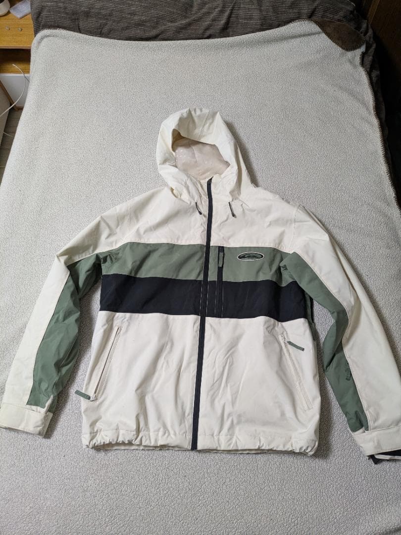 QUIKSILVER THRIFT 防水ジャケット スノーボードウェア