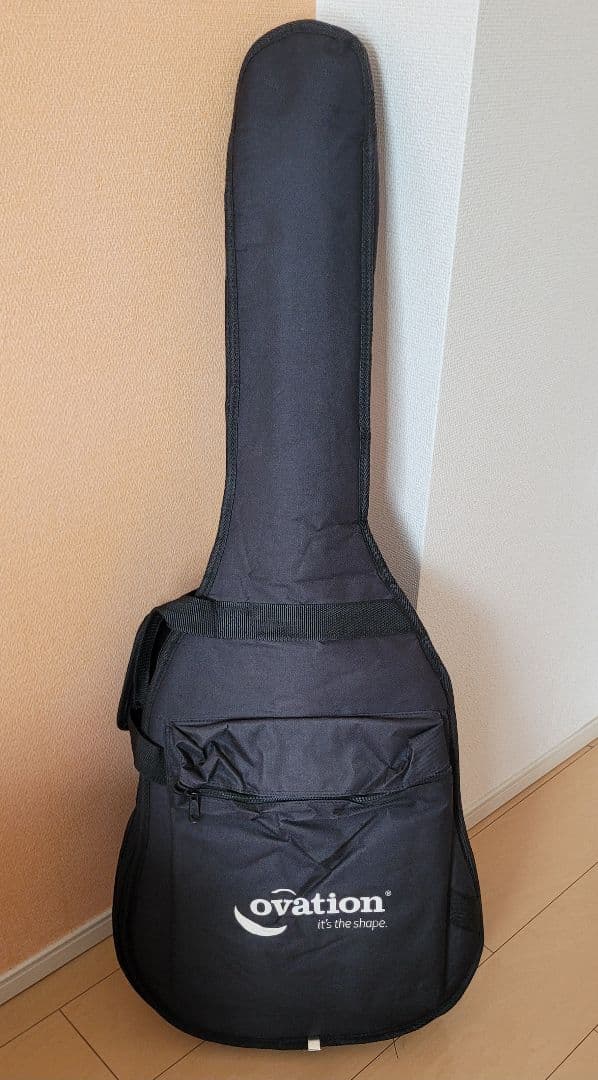 オベーションのエレアコギター CELEBRITY CC-44