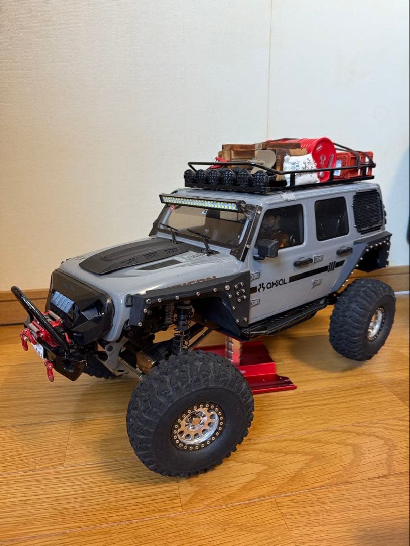 クローラーラジコン アキシャルSCX103