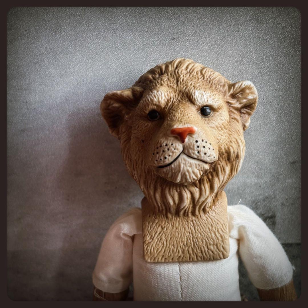 レアヴィンテージ ライオンのビスクドール