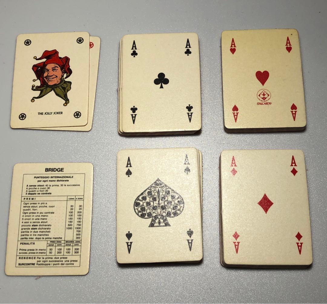 新品未使用　イタリア製　ミニトランプ　ケース付き　アンティークITALCARDS