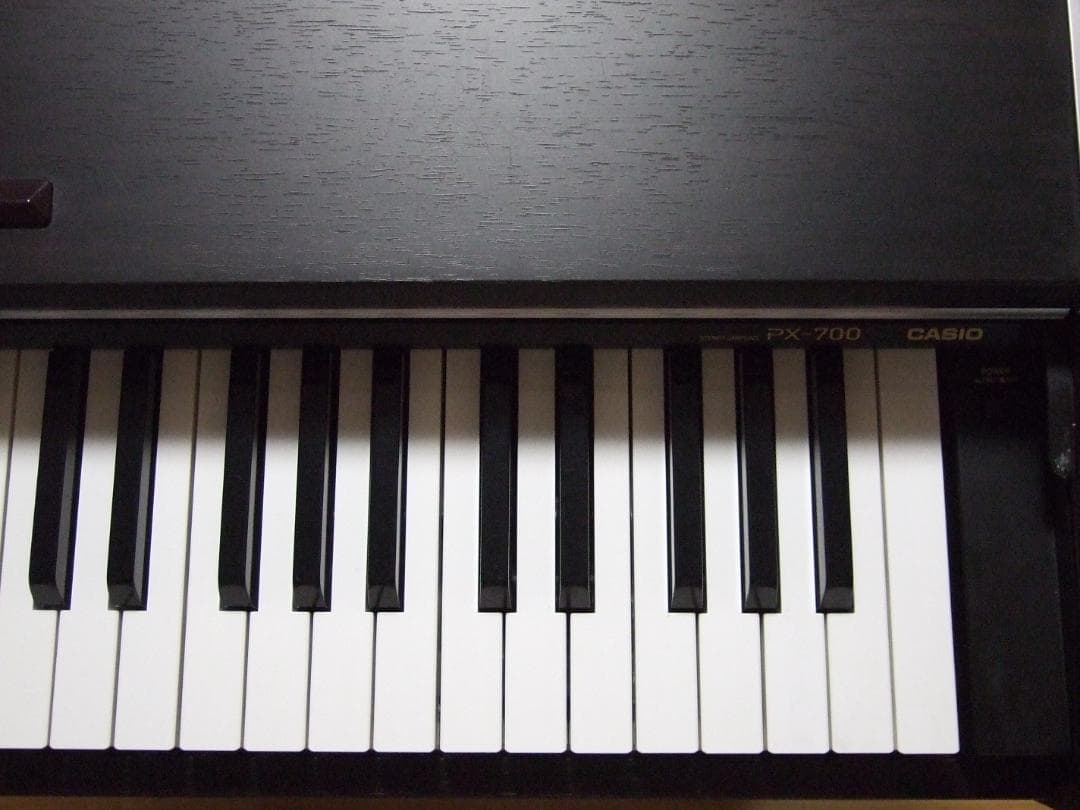 電子ピアノ CASIO Privia PX-700 88鍵盤 送料込み