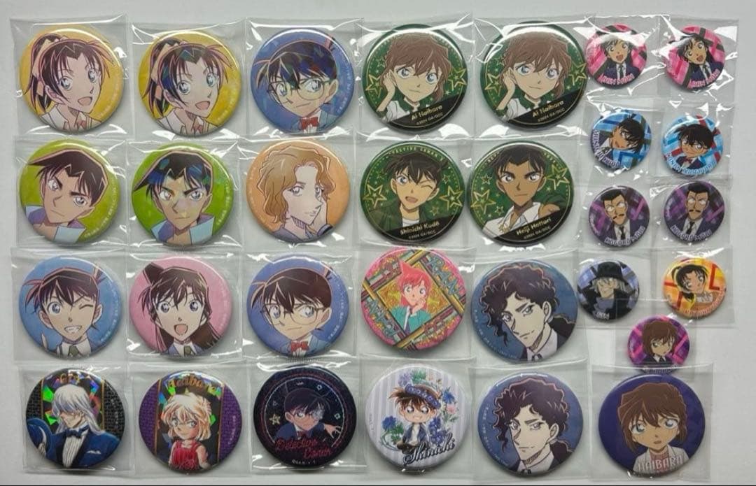 名探偵コナン　缶バッジ30点セット　コナン展　劇場版　ホロ貴重品