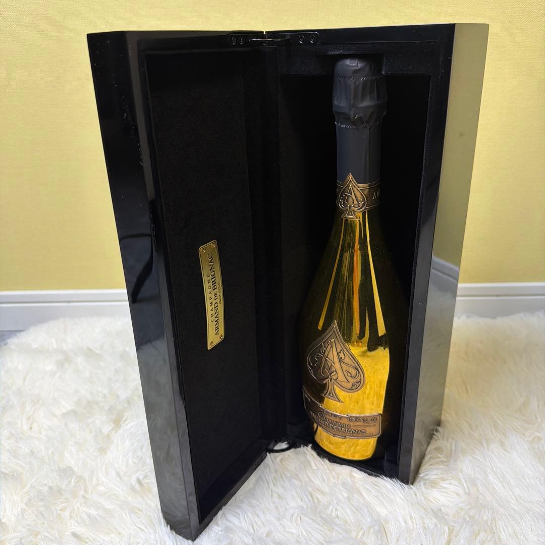 【美品】【未開封】アルマンドゴールドシャンパン 750ml 専用ケース付き