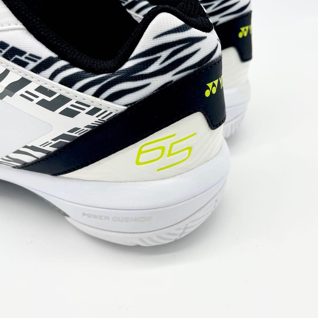 YONEX バドミントンシューズ POWER CUSHION 65Zスポーツ