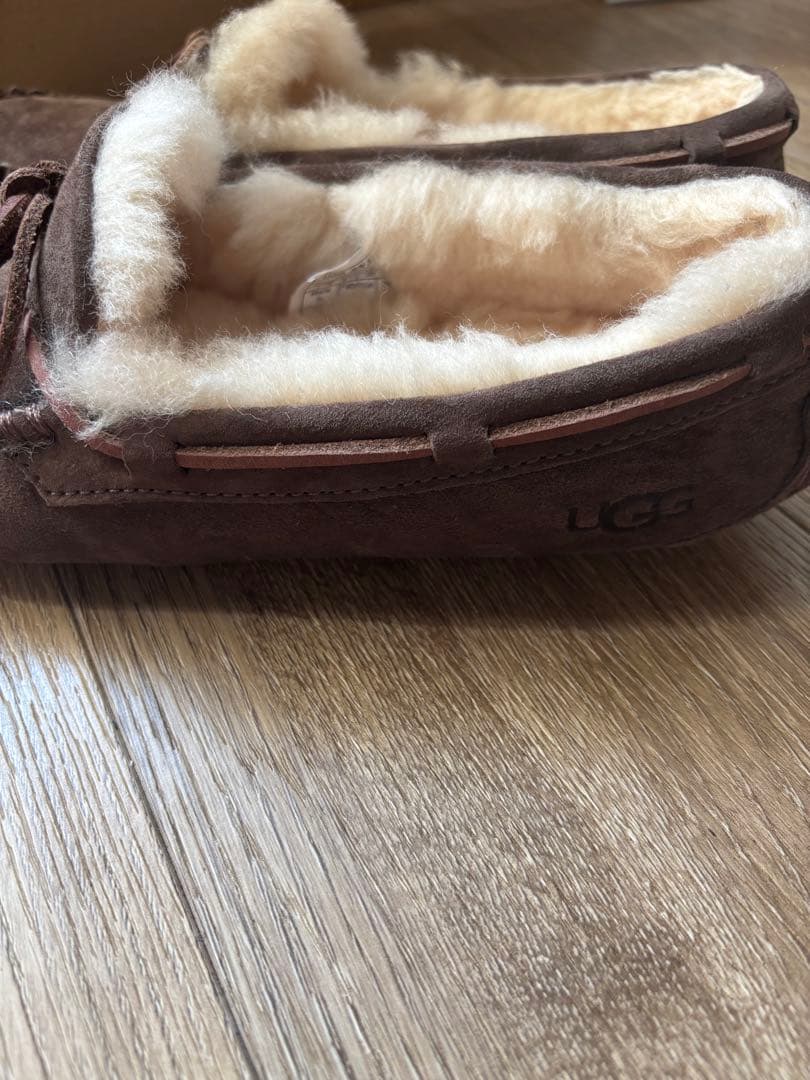 完売色　UGG ダコダ　エスプレッソ 24cm 7 アグ
