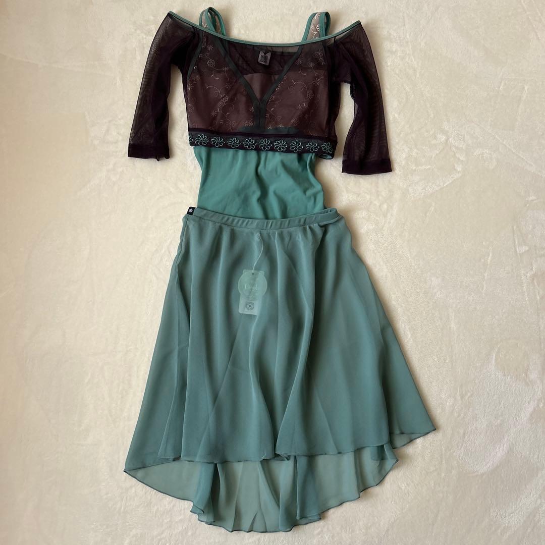 Dellalo MILANO スカート　Mサイズ