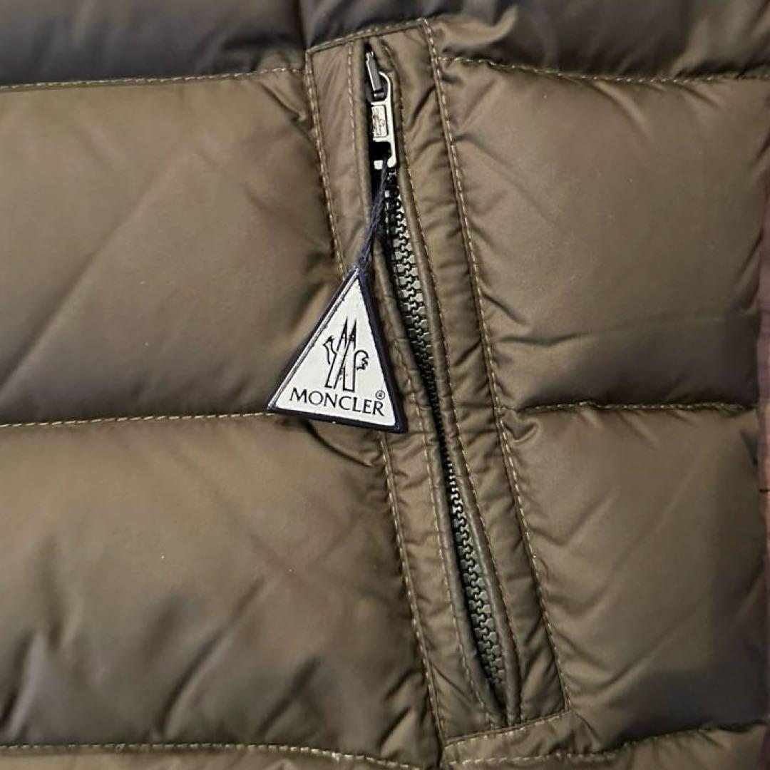 モンクレールダウンベスト カーキー