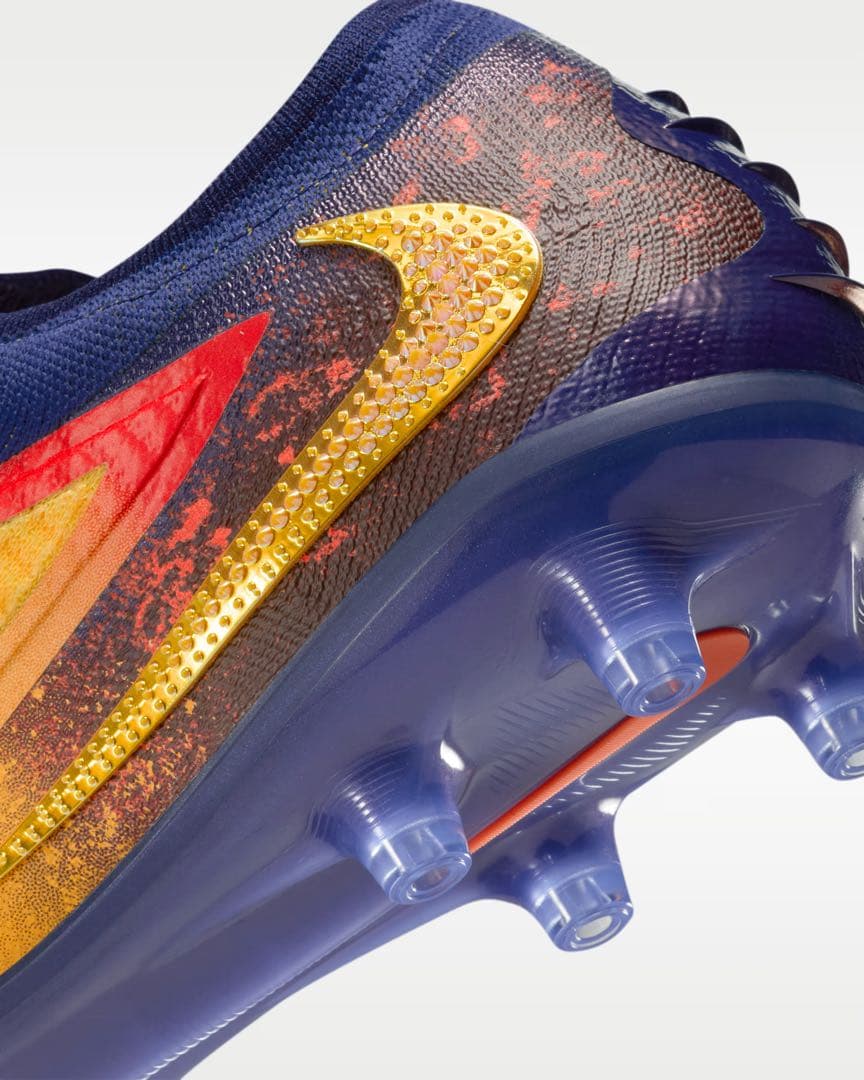 新品　ナイキ　ファントム6 ロー　AG PRO Nike Phantom