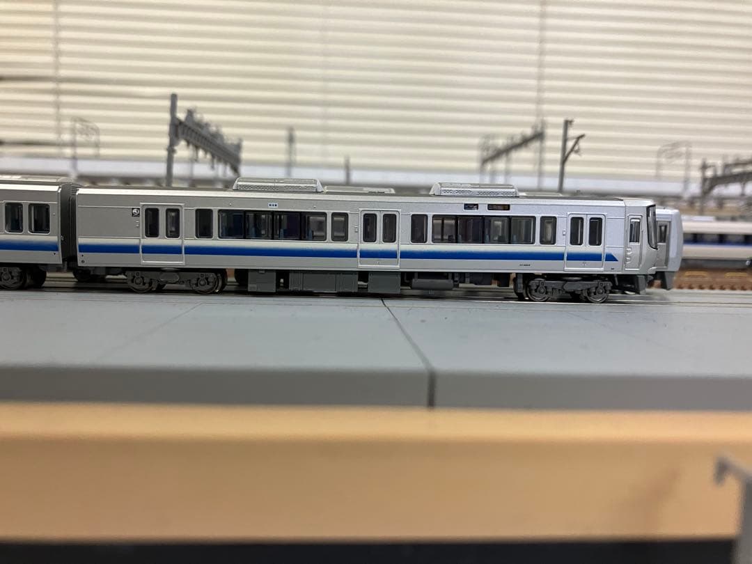 Nゲージ鉄道模型 シルバー　マイクロエース　223系0番台