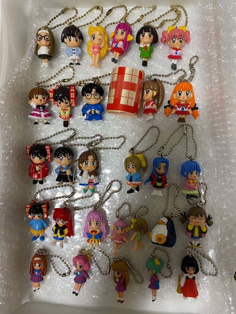 同級生　下級生　ガチャ王　フィギュア