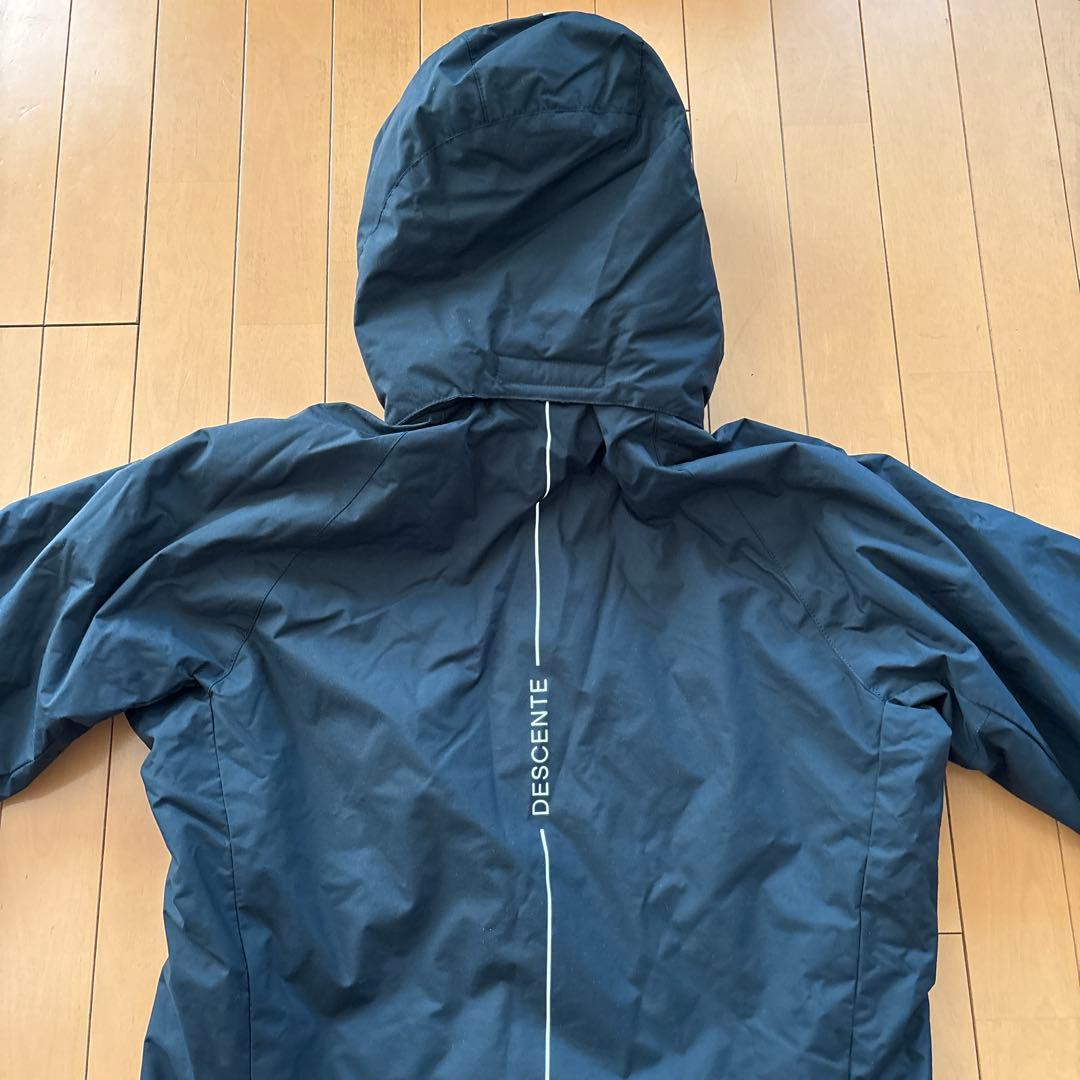 美品☆DESCENTE 子ども用スキーウェア 紺色/黄色 160