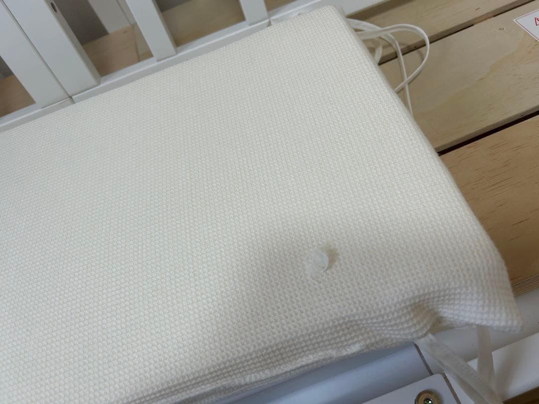 そいねーるⅢ ホワイト木製、布団セット、ベッドガード、サポートベルトあり