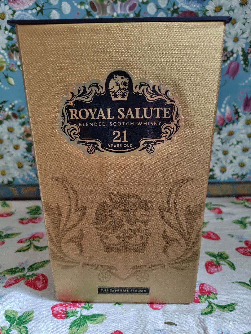 1000ml シーバスリーガル　ローヤルサルート ２１年 シグネチャー　ブレンド