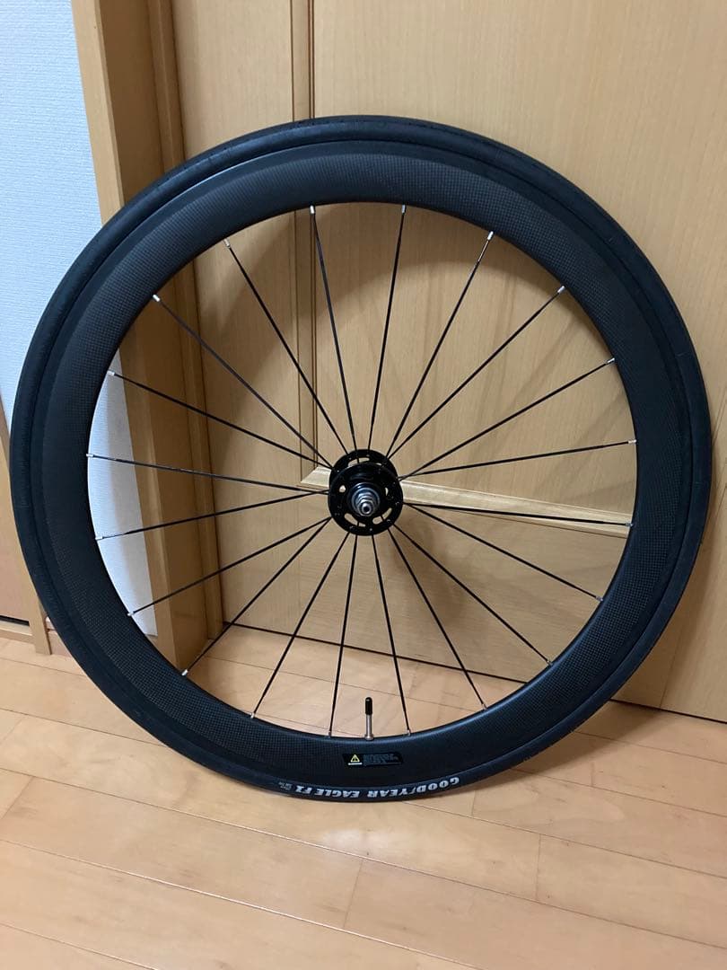 ピスト　カーボンホイール　フロント