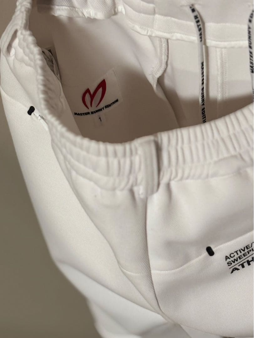 セットアップ　新品未使用マスターバニー