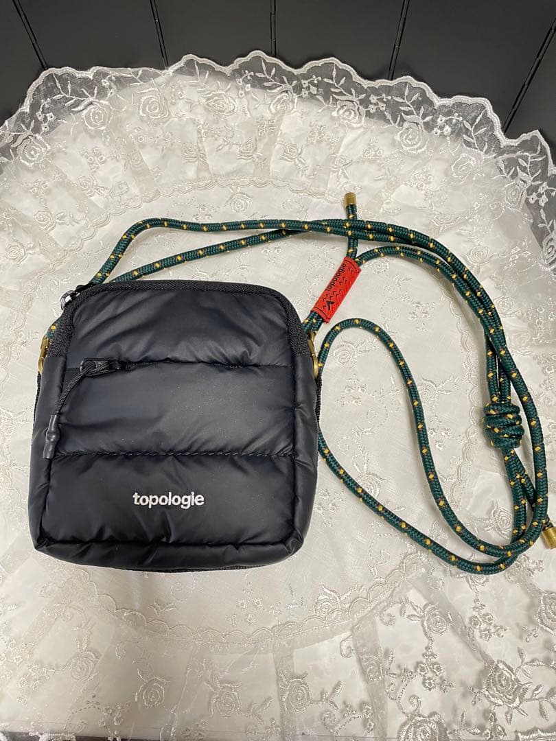 完売品　Topologie Tinbox Mini Puffer ブラック