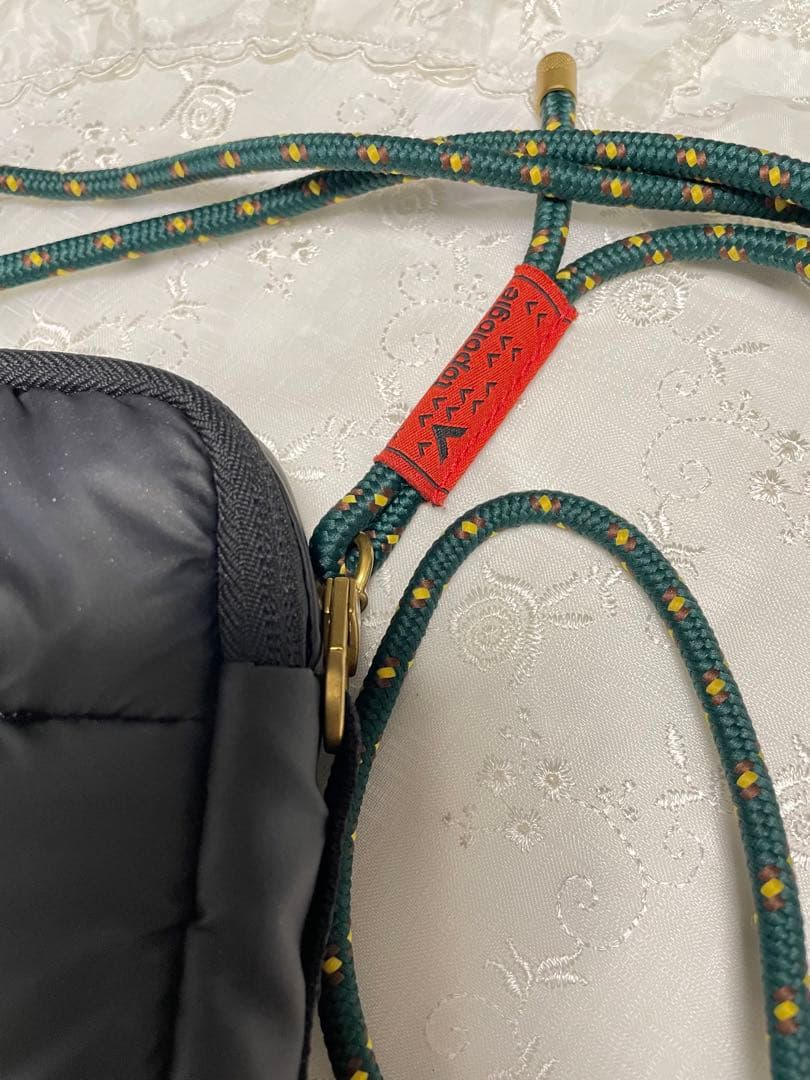 完売品　Topologie Tinbox Mini Puffer ブラック