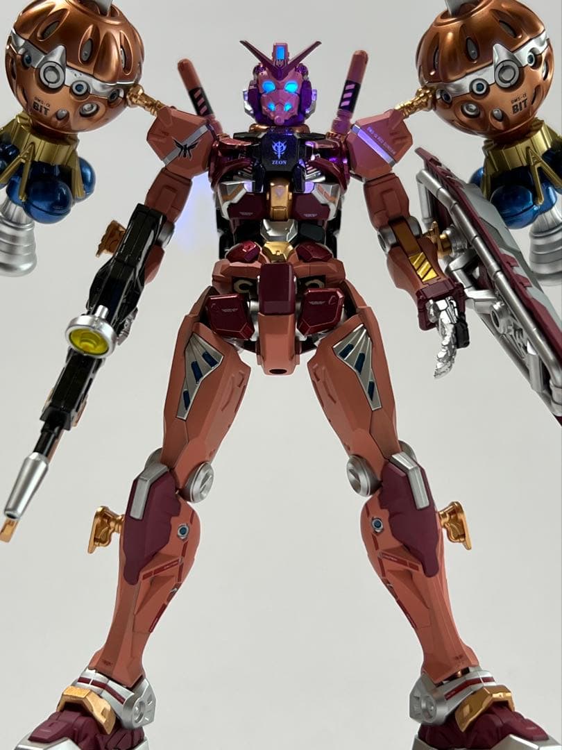 ガンプラ HG 1/144 赤いガンダム 塗装完成品