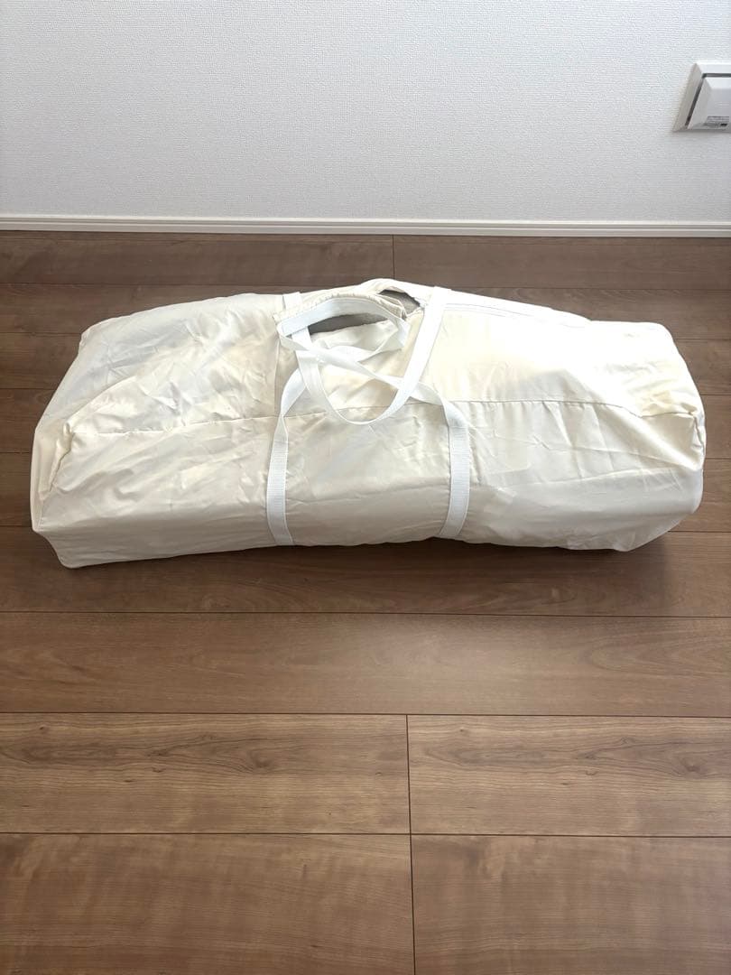 アップリカ　ココネルエアープラス　ベビーベッド　折り畳み