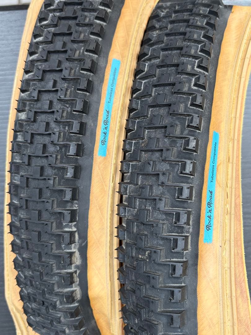 BRUCE GORDON Rock'n Road Tire 650b×43mm