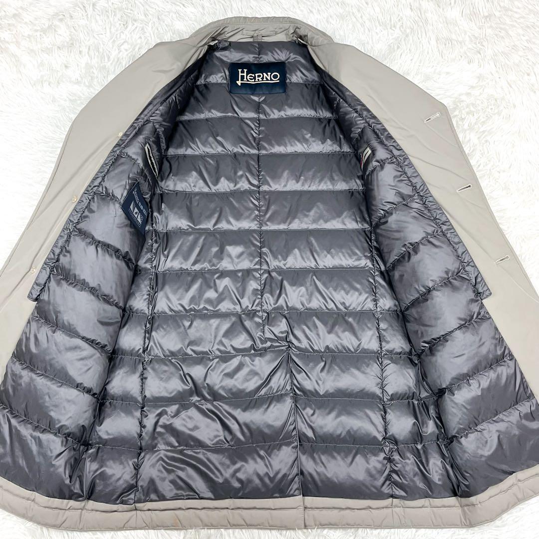 希少 ヘルノ ダウンジャケット チェスターコート型 ロゴプレート ダウンコート